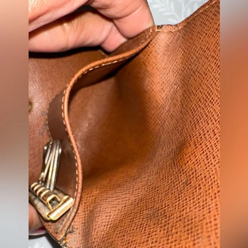 Louis Vuitton key holder Brown Monogram